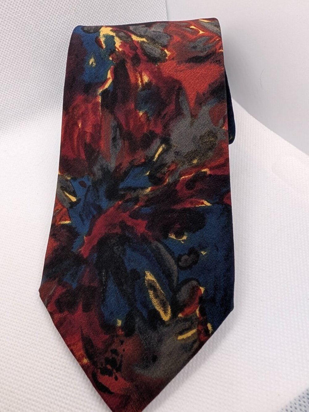 Vintage Cellini Men's 100% Silk Geometric Tie Maroon/Blue/Tan/Brown Pointed